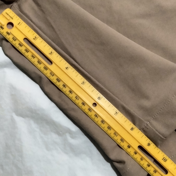 BRADY Structured Short Khaki Performance Men's Golf Shorts Size 30 NWT $75 - Picture 3 of 6